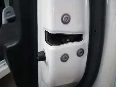 Автозапчастина б/у  для TOYOTA PRIUS (NHW30)  Посилання на OEM IAM   