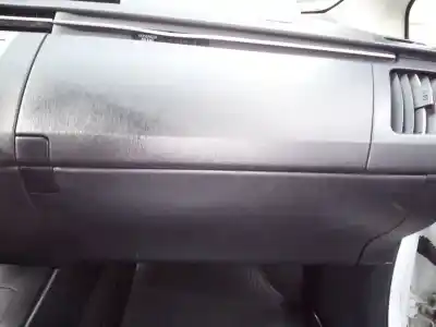 Pezzo di ricambio per auto di seconda mano Scatola Di Guanti per TOYOTA PRIUS (NHW30) Plug-in Hybrid Advance Riferimenti OEM IAM   