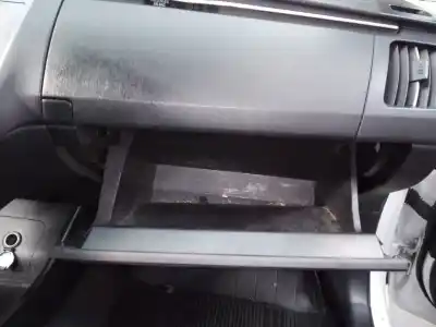 Pezzo di ricambio per auto di seconda mano scatola di guanti per toyota prius (nhw30) plug-in hybrid advance riferimenti oem iam   
