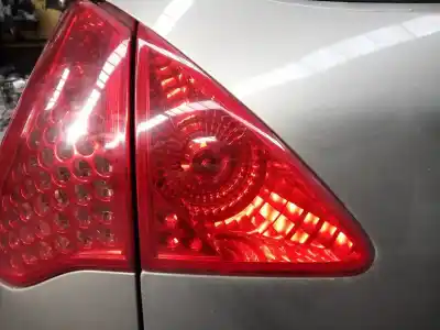 Tweedehands auto-onderdeel linker achterlamp in deur voor peugeot 3008 active oem iam-referenties 