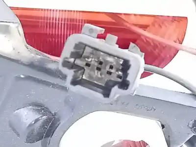 Second-hand car spare part left tailgate door light for renault clio iv dynamique oem iam references  e1-a1-43-2 