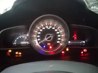 Автозапчастина б/у панель інструментів для mazda 3 lim. () evolution посилання на oem iam h4bhs2f e3-b5-29-3 