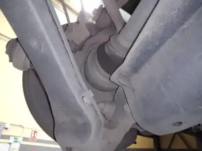 Peça sobressalente para automóvel em segunda mão manga de eixo traseira direita por mercedes clase c (w205) lim. c 220 cdi bluetec (205.004) referências oem iam 