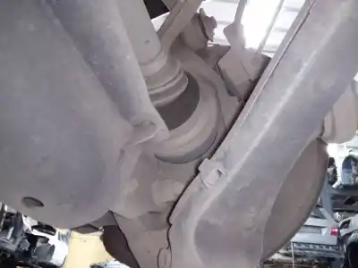 Peça sobressalente para automóvel em segunda mão manga de eixo traseira esquerda por mercedes clase c (w205) lim. c 220 cdi bluetec (205.004) referências oem iam 