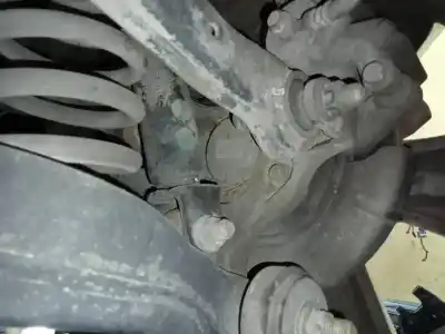 Second-hand car spare part rear right knuckle for kia sportage drive 4x2 oem iam references 