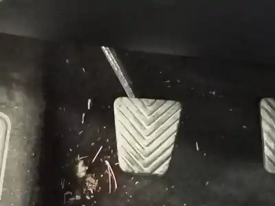 Second-hand car spare part clutch pedal for kia sportage drive 4x2 oem iam references 