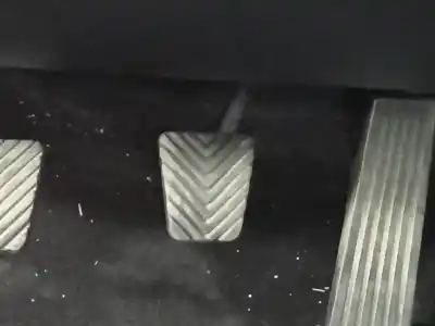 Second-hand car spare part brake pedal for kia sportage drive 4x2 oem iam references 