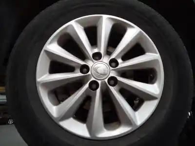 Автозапчастина б/у шина для SSANGYONG KORANDO Limited Plus 4x4 Посилання на OEM IAM 215/65/16  