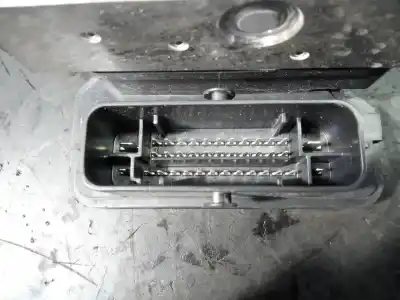 Peça sobressalente para automóvel em segunda mão abs por skoda fabia active referências oem iam 2q0614517as p3-b8-28-2 