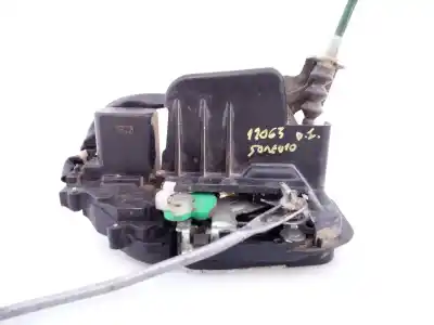 Автозапчасти б/у замок левой передней двери за kia sorento i (jc) 2.5 crdi ссылки oem iam  e2-b5-34-1 