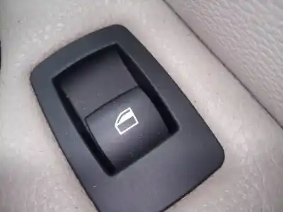 Peça sobressalente para automóvel em segunda mão botão / interruptor elevador vidro traseiro direito por bmw serie 3 touring (e91) 330d referências oem iam 