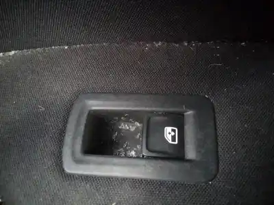 Peça sobressalente para automóvel em segunda mão botão / interruptor elevador vidro dianteiro direito por volkswagen tiguan advance bmt referências oem iam 