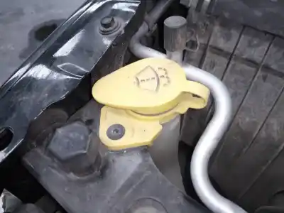 Peça sobressalente para automóvel em segunda mão depósito do limpa vidros por chrysler jeep cherokee (kj) 2.8 crd extreme referências oem iam 