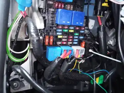 Second-hand car spare part FUSE BOX UNIT for RENAULT ZOE  OEM IAM references   