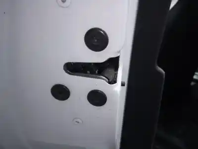 Peça sobressalente para automóvel em segunda mão fechadura da porta traseira esquerda por renault zoe bose referências oem iam 