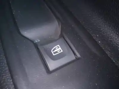 Second-hand car spare part right front power window switch for renault zoe bose oem iam references 