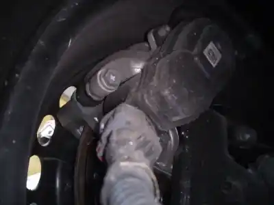 Pezzo di ricambio per auto di seconda mano pinza freno posteriore sinistra per renault zoe bose riferimenti oem iam 