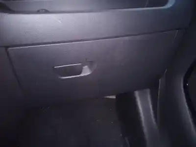 Second-hand car spare part glove compartment for renault zoe bose oem iam references 