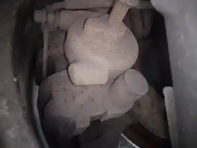 Peça sobressalente para automóvel em segunda mão pinça de travão traseira direita por bmw serie 1 berlina (e81/e87) 118d referências oem iam 