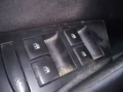 Second-hand car spare part left front power window switch for opel astra j lim. excellence oem iam references 