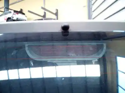 Peça sobressalente para automóvel em segunda mão farolim de travão central por dacia duster ambiance 4x2 referências oem iam 