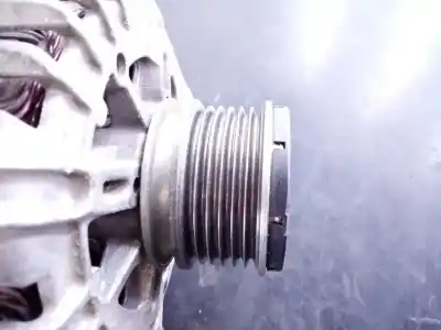 Автозапчастина б/у генератор для dacia duster laureate 4x2 посилання на oem iam 231007707r p3-a5-23-3 2113060935