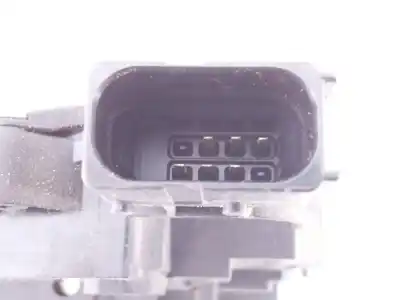 Second-hand car spare part left front door lock for opel corsa e selective oem iam references 13431841 e2-b6-60-1 0325407955