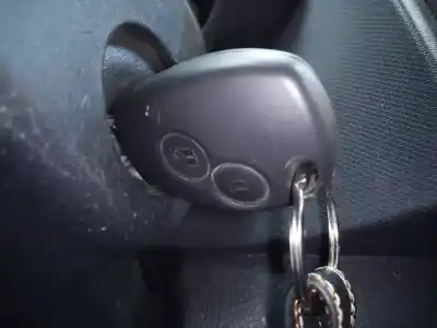 Peça sobressalente para automóvel em segunda mão CANHÃO DE IGNIÇÃO por DACIA SANDERO  Referências OEM IAM   