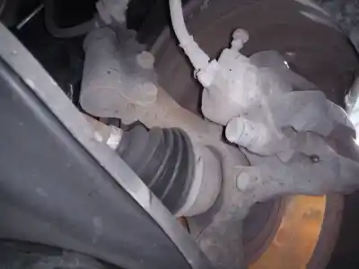 Second-hand car spare part front left knuckle for dacia sandero stepway oem iam references 