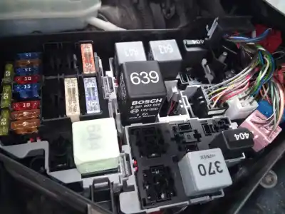 İkinci el araba yedek parçası röle/sigorta kutusu için audi q7 (4l) v6 3.0 tdi (176kw) ambiente oem iam referansları   