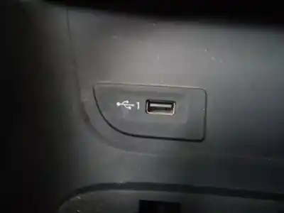 Second-hand car spare part gps navigation system for audi a3 cabrio (8ve) design edition oem iam references   