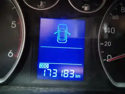 Peça sobressalente para automóvel em segunda mão caixa de velocidades por hyundai i30 style referências oem iam s81767 m1-a3-103 570556