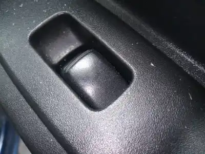 Second-hand car spare part right front power window switch for mitsubishi montero (v60/v70) 3.2 di-d avance oem iam references 