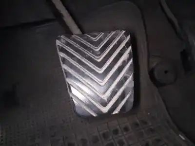 Second-hand car spare part brake pedal for mitsubishi montero (v60/v70) 3.2 di-d avance oem iam references 