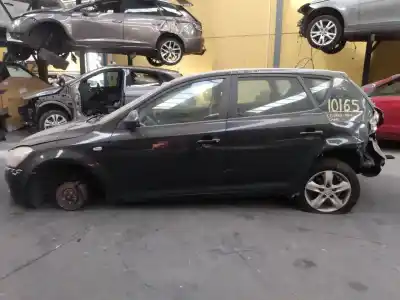 Piesă de schimb auto la mâna a doua mecanism actionare geam spate dreapta pentru kia cee´d sporty wagon active referințe oem iam   