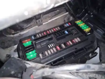 Recambio de automóvil de segunda mano de CAJA RELES / FUSIBLES para BMW SERIE 1 LIM. (F20/F21)  referencias OEM IAM   