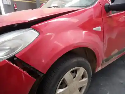 Peça sobressalente para automóvel em segunda mão guarda-lamas dianteiro esquerdo por dacia sandero laureate referências oem iam   