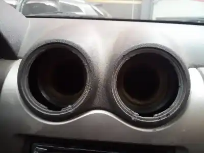 Peça sobressalente para automóvel em segunda mão tablier por dacia sandero laureate referências oem iam   