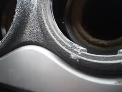 Peça sobressalente para automóvel em segunda mão tablier por dacia sandero laureate referências oem iam   