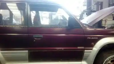 Автозапчастина б/у передні праві двері для mitsubishi montero (v20/v40) 2500 td gl посилання на oem iam 