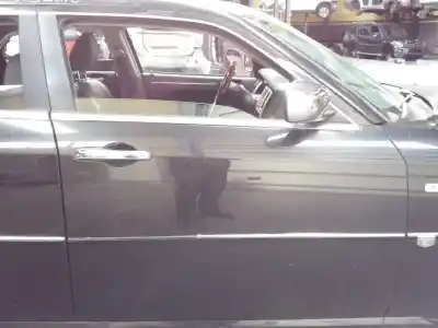 Автозапчасти б/у дверь передняя правая за chrysler 300 c 3.0 crd ссылки oem iam 