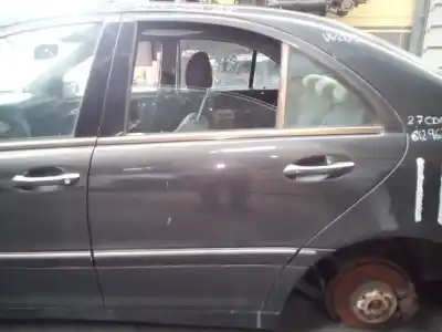 Автозапчастина б/у двері задні ліві для mercedes-benz clase c (w203) berlina 270 cdi (203.016) посилання на oem iam 
