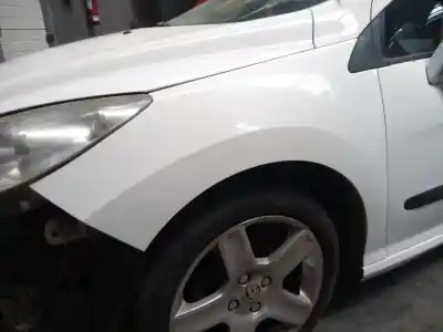 Peça sobressalente para automóvel em segunda mão guarda-lamas dianteiro esquerdo por peugeot 308 access referências oem iam   