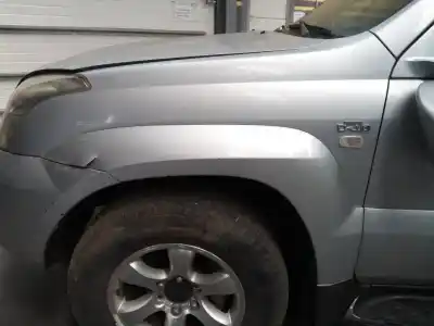 Peça sobressalente para automóvel em segunda mão Guarda-lamas Dianteiro Esquerdo por TOYOTA LAND CRUISER (J12) 3.0 Turbodiesel Referências OEM IAM   