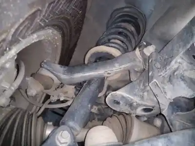 Автозапчасти б/у передний левый амортизатор за MITSUBISHI MONTERO (V80/V90) 3.2 DI-D Intense ссылки OEM IAM   