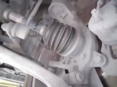 Peça sobressalente para automóvel em segunda mão manga de eixo dianteira esquerda por hyundai i40 comfort referências oem iam 