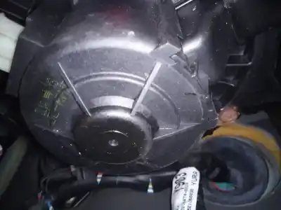 Pezzo di ricambio per auto di seconda mano VENTOLA RISCALDAMENTO per KIA SORENTO I (JC)  Riferimenti OEM IAM F00S330025   Pezzo di ricambio per auto di seconda mano VENTOLA RISCALDAMENTO per KIA SORENTO I (JC)  Riferimenti OEM IAM F00S330025
