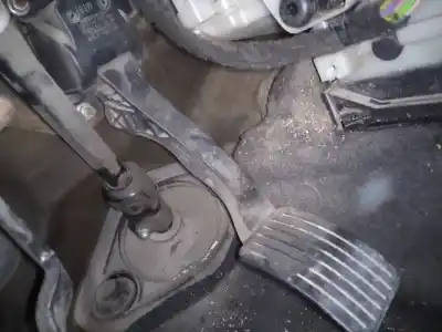 Second-hand car spare part accelerator pedal for citroen c4 picasso exclusive oem iam references 9654725380