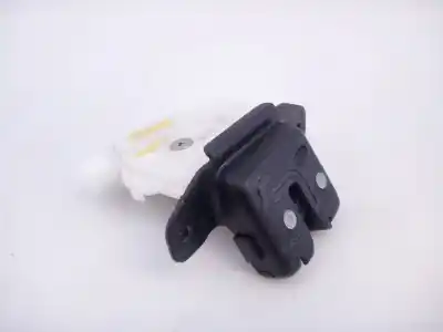 Second-hand car spare part trunk lock for toyota auris active oem iam references  e2-b4-60-1 