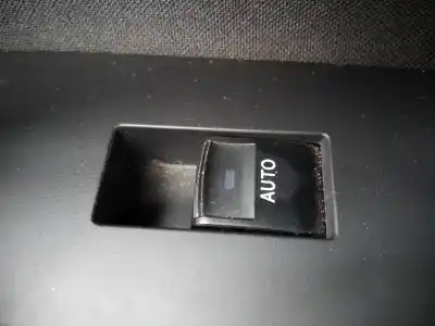 Second-hand car spare part right front power window switch for toyota auris active oem iam references 